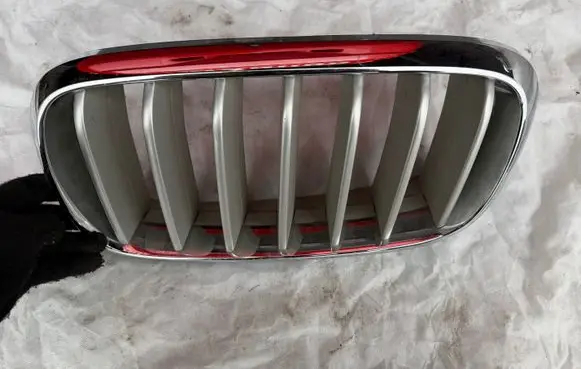 BMW X5 F15 Front bumper upper radiator grill 7316075 7316057 7316053