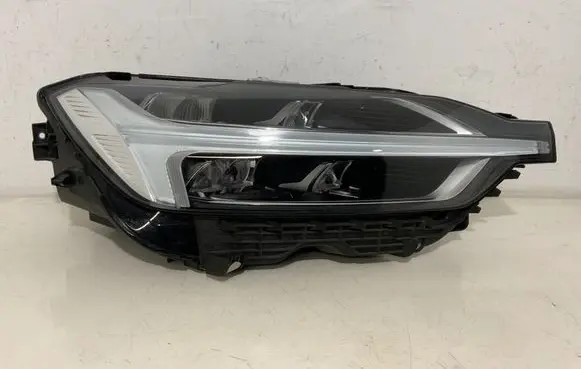 Volvo XC60 Headlight/headlamp 31420418