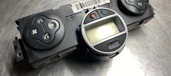 Renault Scenic II - Grand scenic II Climate control unit 69340017 8200344842