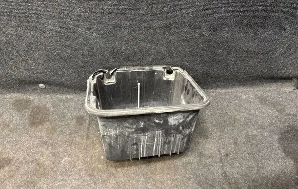 Ford Mustang VI Battery box tray FR3B10723AE M340E 00035