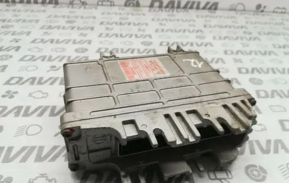 Volkswagen Polo III 6N 6N2 6NF Engine control unit/module 0261203914 XEBM3914