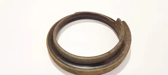 Opel Omega B1 Front coil spring rubber mount 90217221
