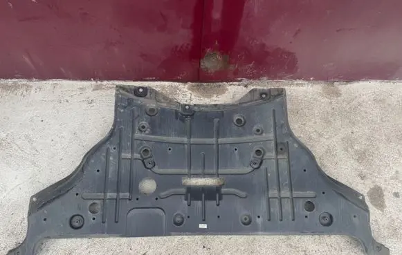KIA Niro Engine splash shield/under tray 84292A0000