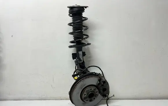Peugeot 5008 Front wheel hub spindle knuckle