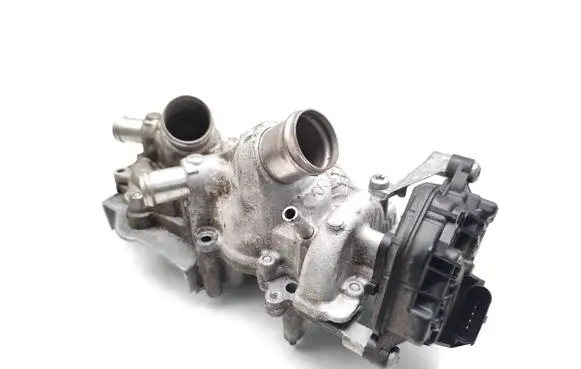 Seat Leon (5F) Water pump 05E121042B