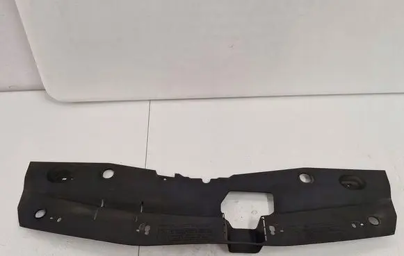 Toyota Avensis T270 Engine bonnet/hood lock trim molding 53289-05030