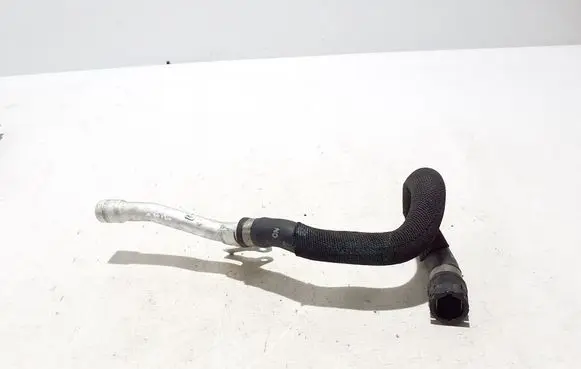BMW 5 G30 G31 Engine coolant pipe/hose 8682035