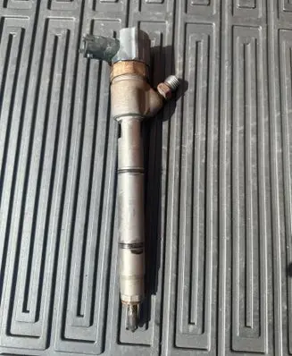 KIA Ceed Fuel injector 0445110256
