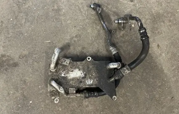 Engine oil radiator