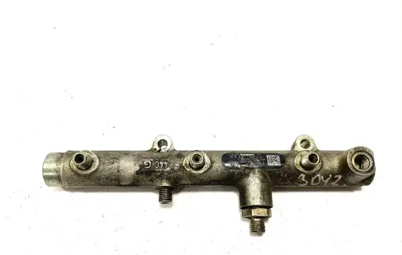 Volkswagen Touareg I Fuel main line pipe 059130090J 059130090