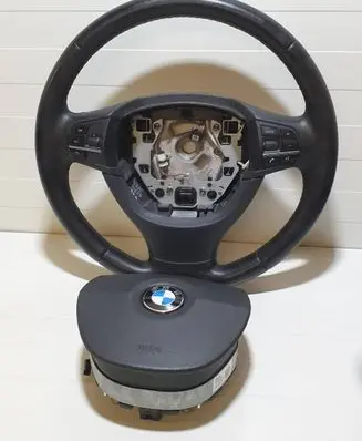 BMW 5 F10 F11 Steering wheel 6102240 25548221 15B170DA0123E