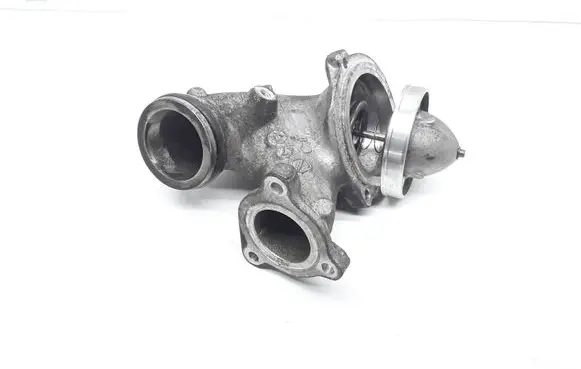 Mercedes-Benz E W212 Turbo air intake inlet pipe/hose 