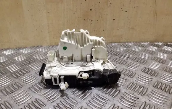 Jeep Grand Cherokee Front door lock P04560130AC