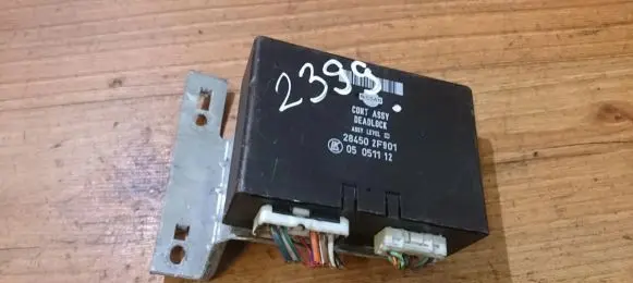 Nissan Primera Other control units/modules 284502F901 05051112