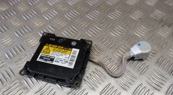 Lexus RX III Headlight ballast module Xenon 3900078515