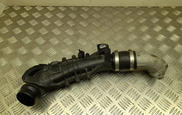 Mazda CX-5 Air intake hose/pipe 0614130504