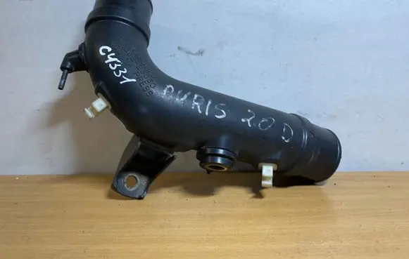 Toyota Auris 150 Intercooler hose/pipe 1736226030 C4331