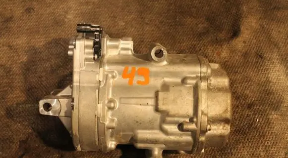 Renault Captur II Air conditioning (A/C) compressor (pump) 926003211R