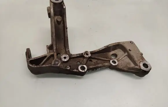 Volkswagen Golf Plus Front lower control arm/wishbone 1K0199296E