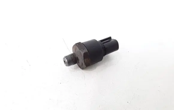 Toyota Avensis T250 Oil pressure sensor 