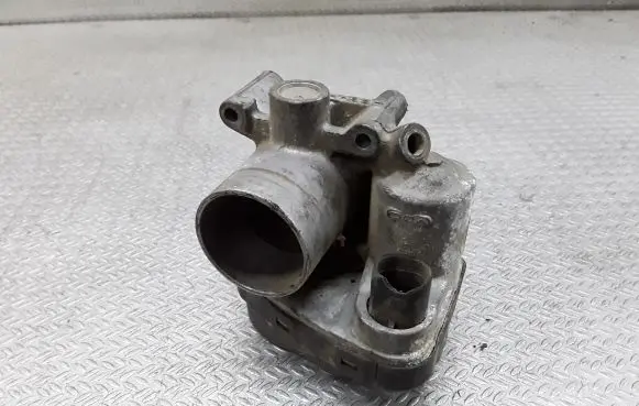 Skoda Fabia Mk1 (6Y) Throttle valve 047133062