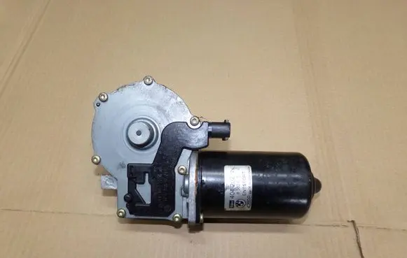 BMW 5 E39 Wiper motor 8360603