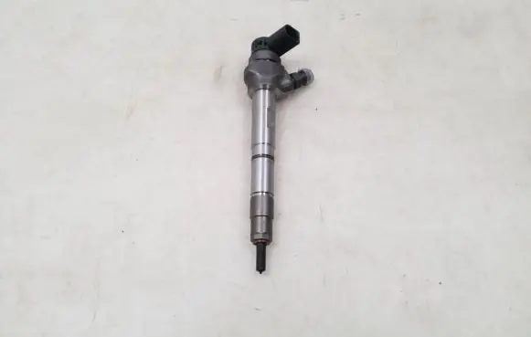 Audi A3 S3 8V Fuel injector 04L130277AC