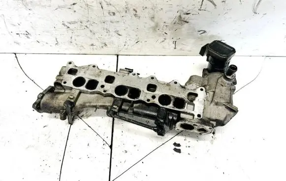 Jeep Grand Cherokee (WK) Intake manifold
