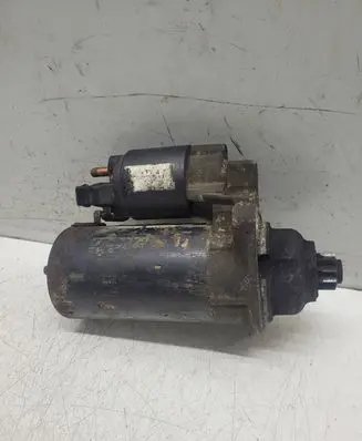 Volkswagen PASSAT B4 Starter motor