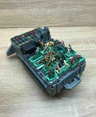 Honda Stream Fuse module 3820AS6AS101 U0Q539 WithPlug