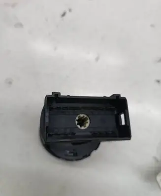 Volkswagen Golf IV Light switch 1C0941531