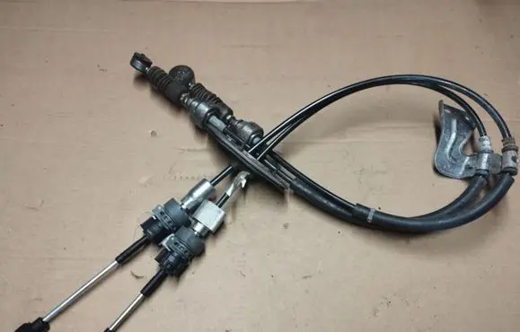 Honda CR-V Gear shift cable linkage 54310T1TE020M1