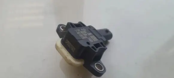 Audi A6 S6 C7 4G Airbag deployment crash/impact sensor 4H0955557 110602301