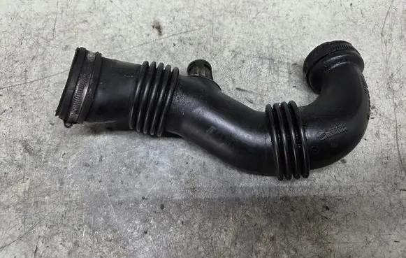 Citroen C5 Turbo air intake inlet pipe/hose 9656953680A