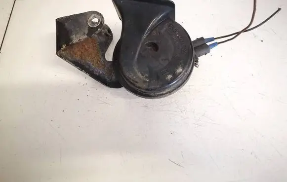 Volkswagen PASSAT B5 Horn signal e20092018
