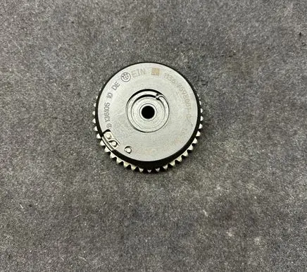 BMW 5 F10 F11 Camshaft pulley/ VANOS 7598001