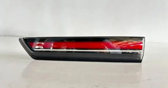 Opel Mokka B Rear/tail lights 9833944580