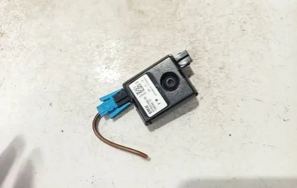BMW 3 F30 F35 F31 Antenna control unit sy923146602 10859410
