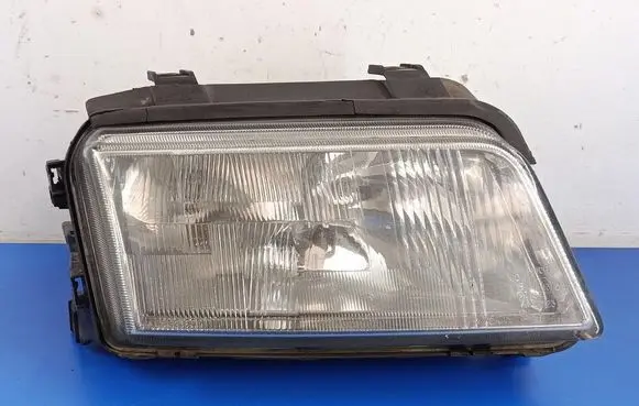 Audi A4 S4 B5 8D Headlight/headlamp 8D0941004D