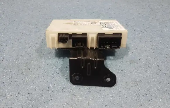 Ford Escape III Other control units/modules 00000000