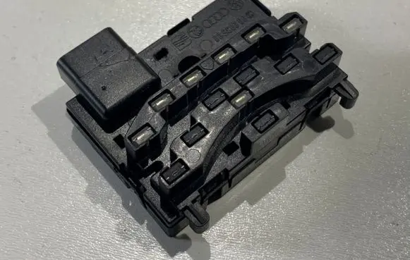 Volkswagen Golf Plus Steering angle sensor 1K0959654