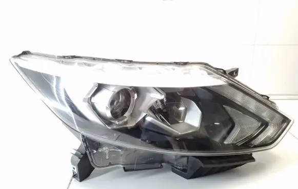 Nissan Qashqai Headlight/headlamp KOITO10018015