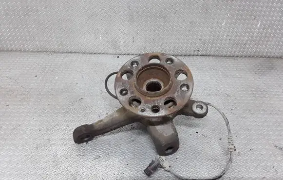 Mercedes-Benz A W169 Front wheel hub spindle knuckle