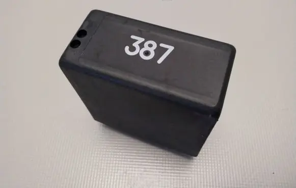Audi A4 S4 B5 8D Other relay 4B0919471 5KG00656804