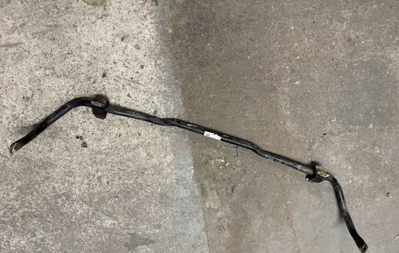 Seat Ibiza V (KJ) Front anti-roll bar/sway bar 2Q0411303M