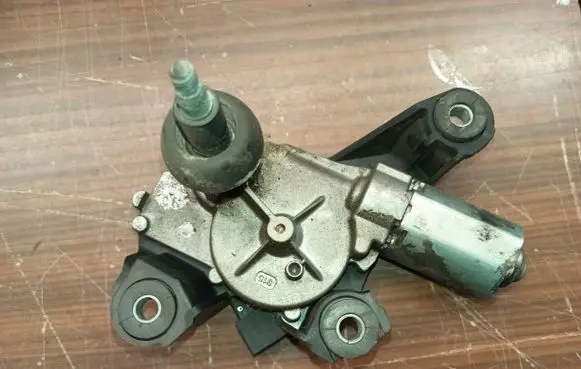Renault Kangoo II Rear window wiper motor 8200431392