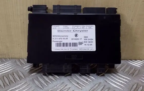 Mercedes-Benz ML W164 Seat control module A2118705026 05022317