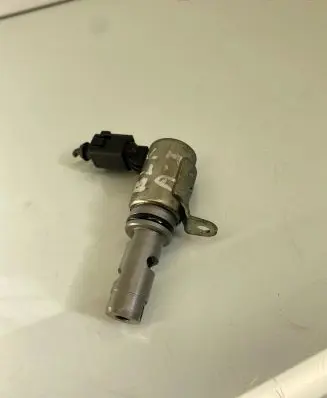 Audi A3 S3 8P Camshaft vanos timing valve 03C906455A