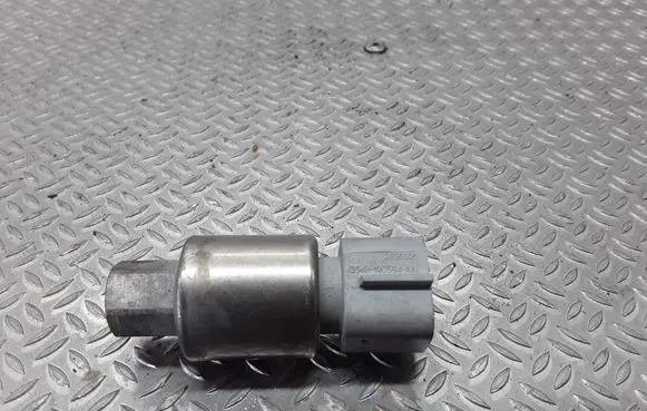 Air conditioning (A/C) pressure sensor