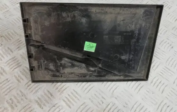 Dacia Duster Battery tray 8200792424
